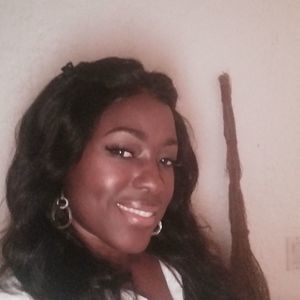 Meet your Posher, Shay